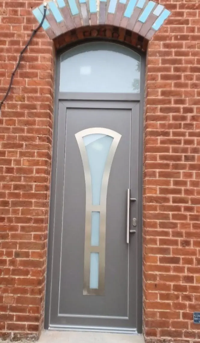 Porte d'entrée en PVC